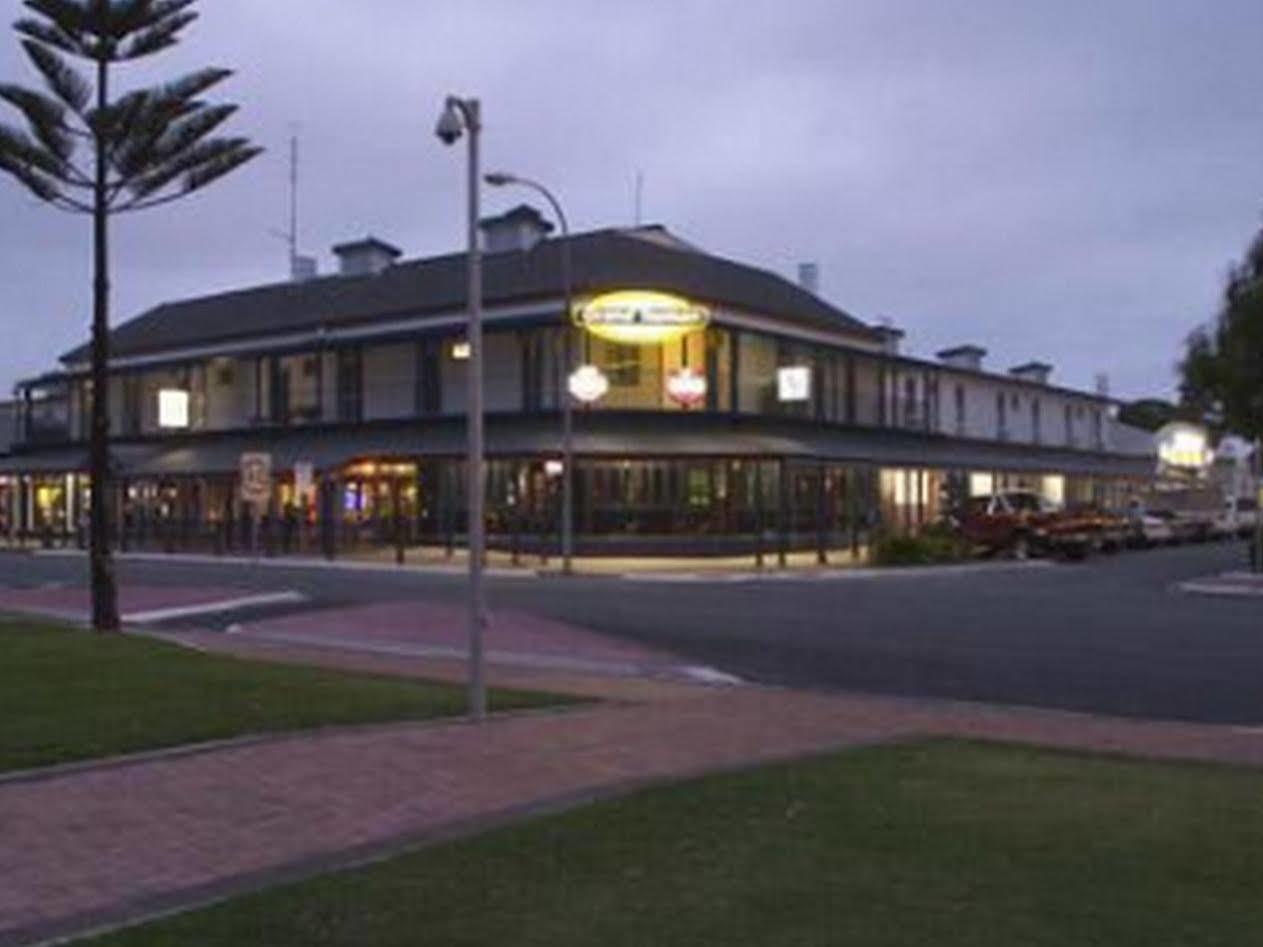 Grand Tasman Hotel Port Lincoln Eksteriør billede
